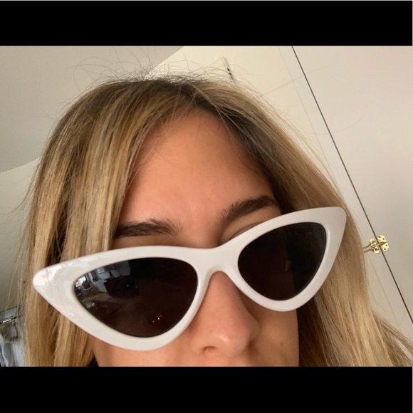 White cat eye sunglasses - Picture 3 of 3